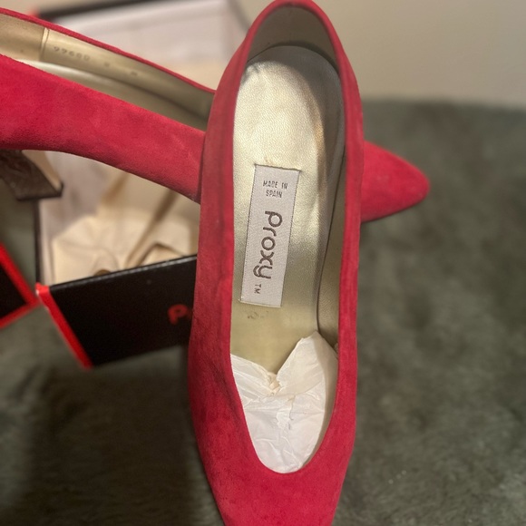 Vintage Red suede Proxy Heel size 8 - Picture 3 of 7